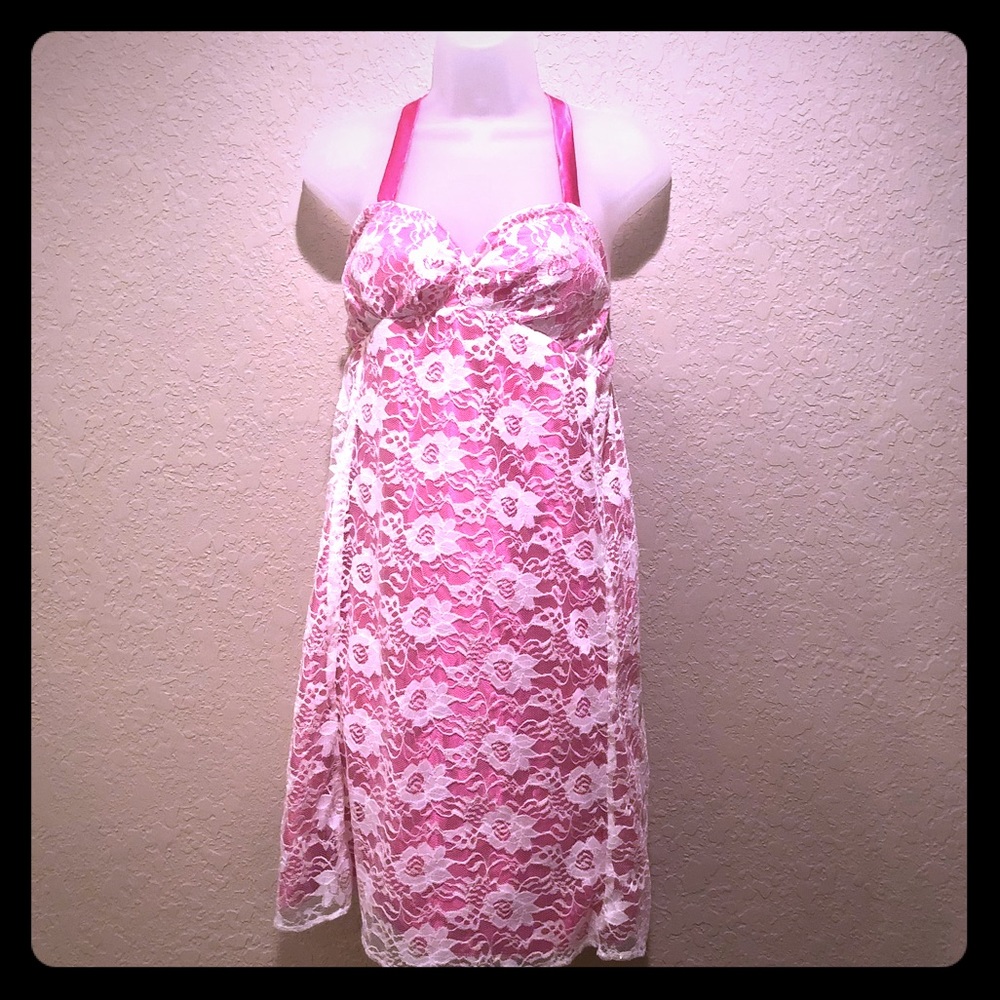 {Vintage} Unique pink/cream lace push-up lingerie